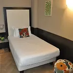 Отель Comtur