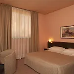 Comtur 4* Binasco