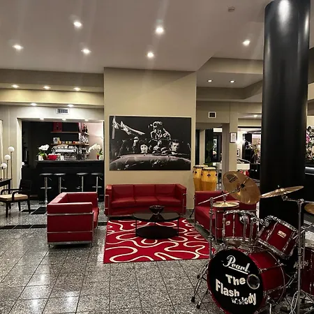 Comtur Hotel 4*
