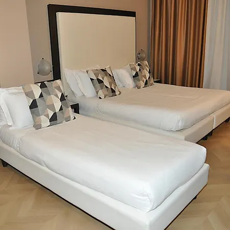 فندق كومتور 4*