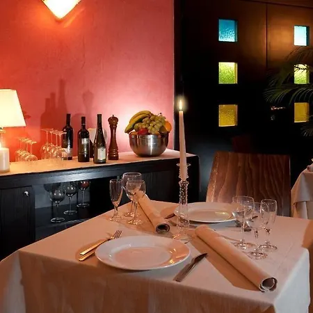 Comtur Hotel 4*