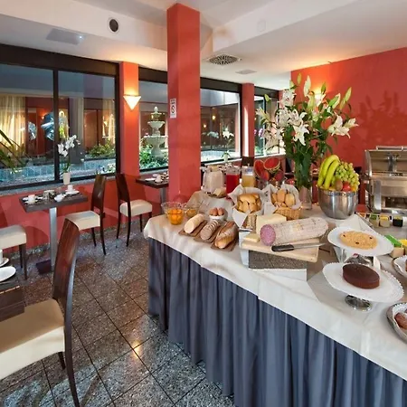 Hotell Comtur Binasco