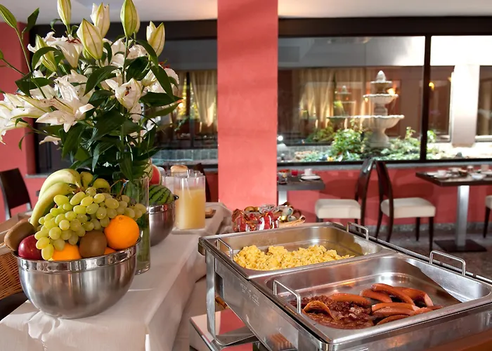 Otel Comtur