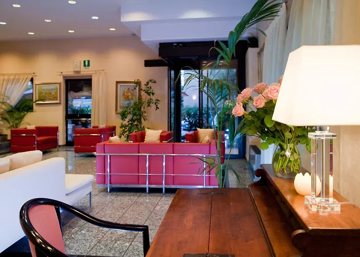 Otel Comtur