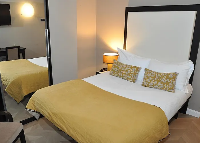 Comtur Otel 4*