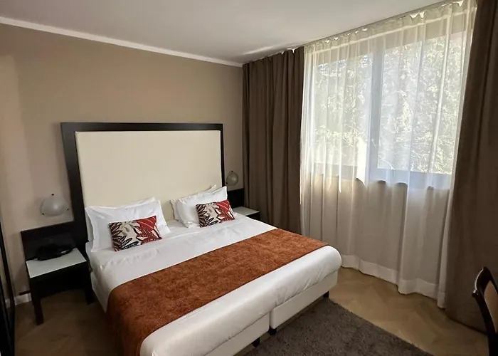 Otel Comtur 4*