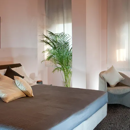 Comtur 4* Бинаско