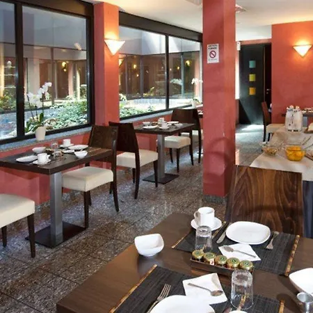 Comtur 4* Binasco